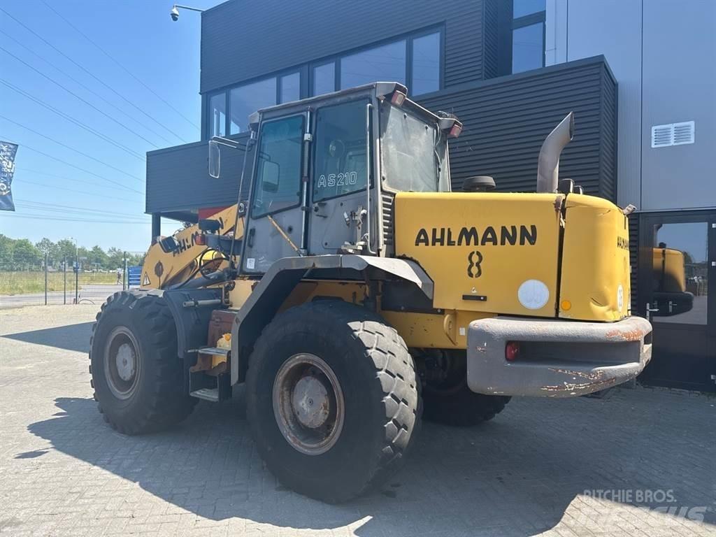 Ahlmann AZ 210 Incarcator pe pneuri