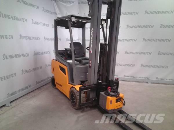 Jungheinrich EFG 320 Stivuitor electric