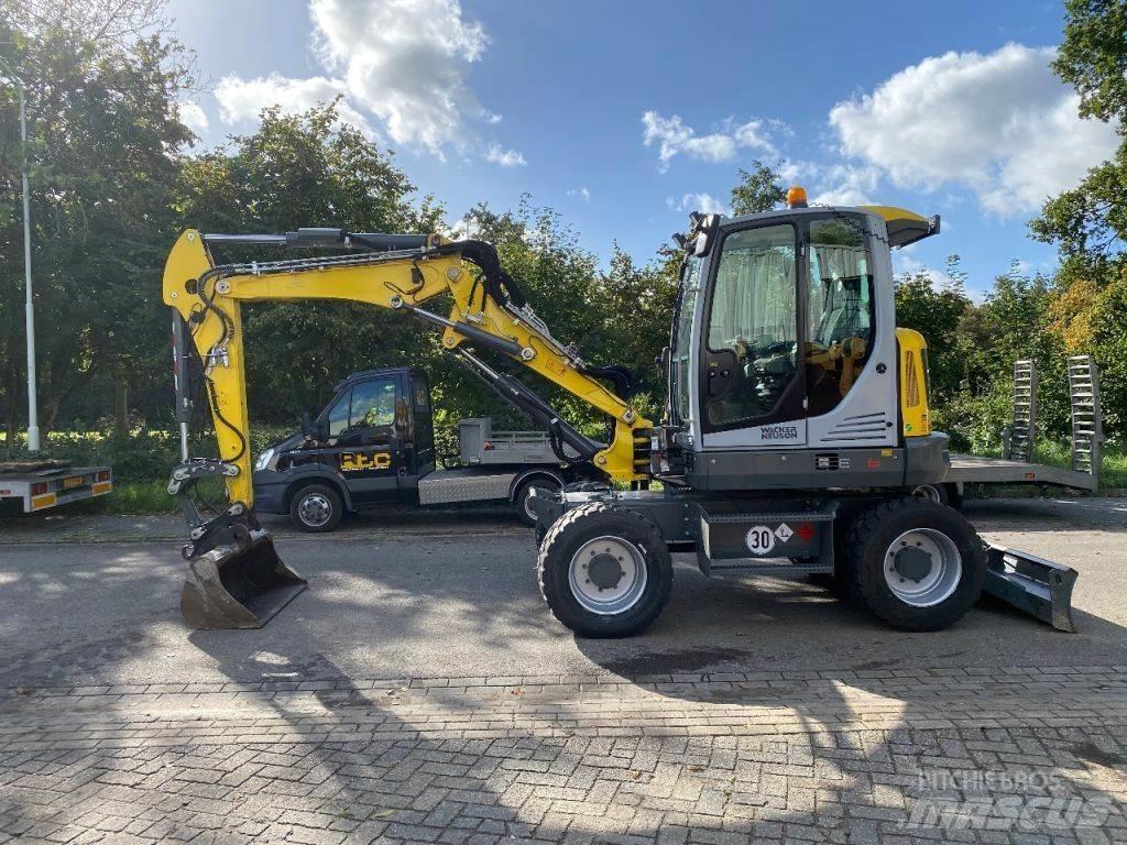 Wacker Neuson EW65 Excavatoare cu roti
