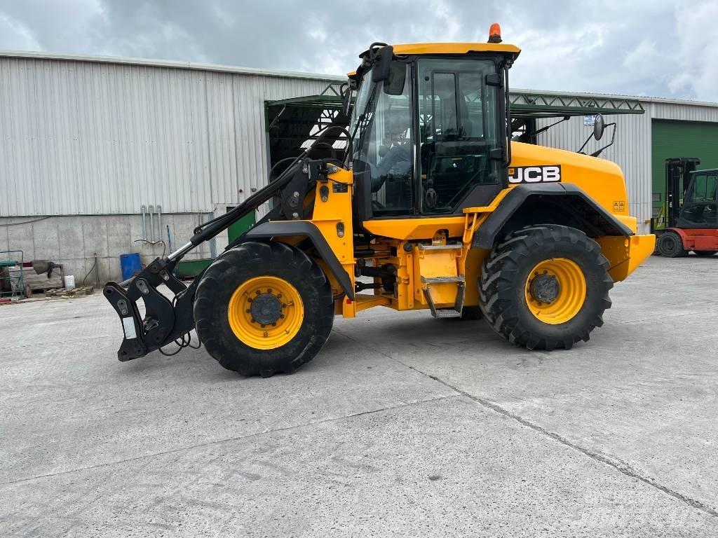 JCB 413 S Incarcator pe pneuri