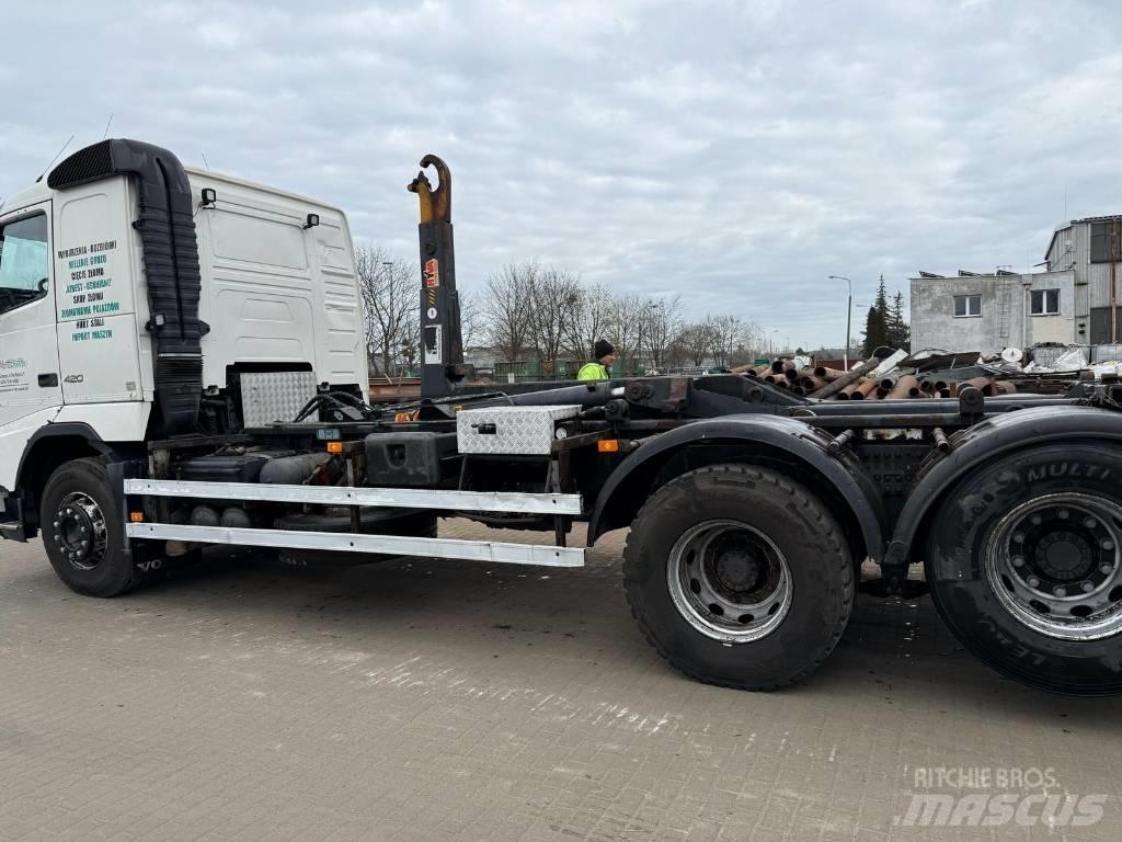 Volvo FH 12 420 Camion cu carlig de ridicare