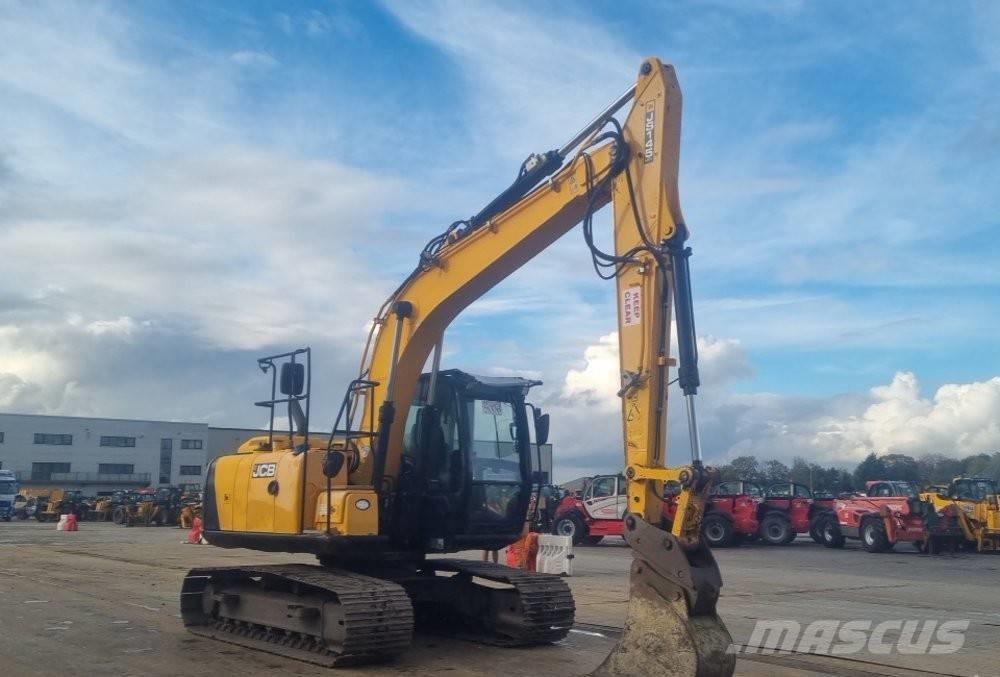 JCB JS 145 LC Excavatoare pe șenile

