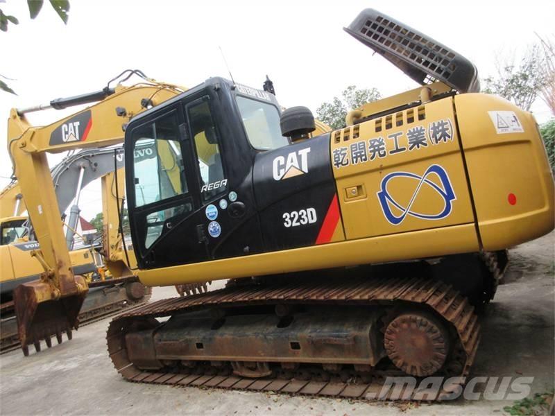 CAT 323 GC Excavatoare pe șenile
