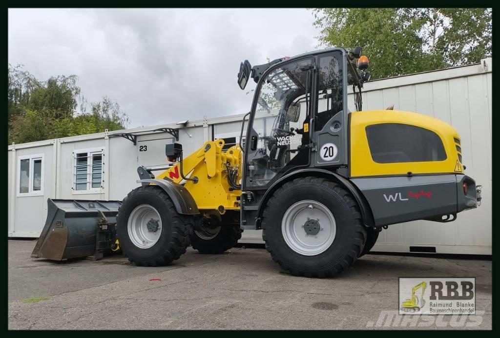 Wacker Neuson WL 44 Incarcator pe pneuri