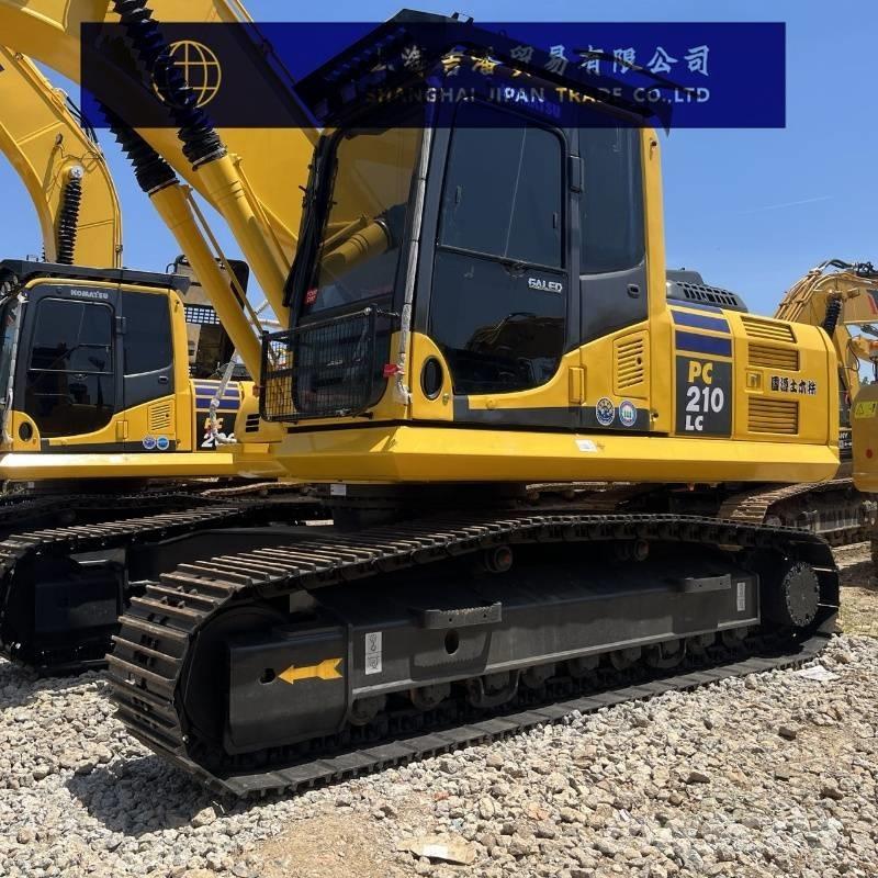 Komatsu PC 210 Excavatoare pe șenile
