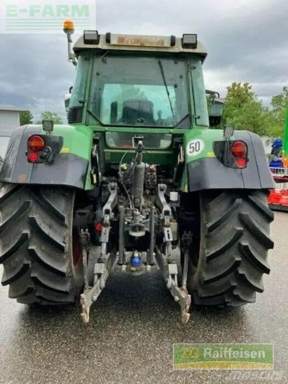 Fendt 820 vario Tractoare