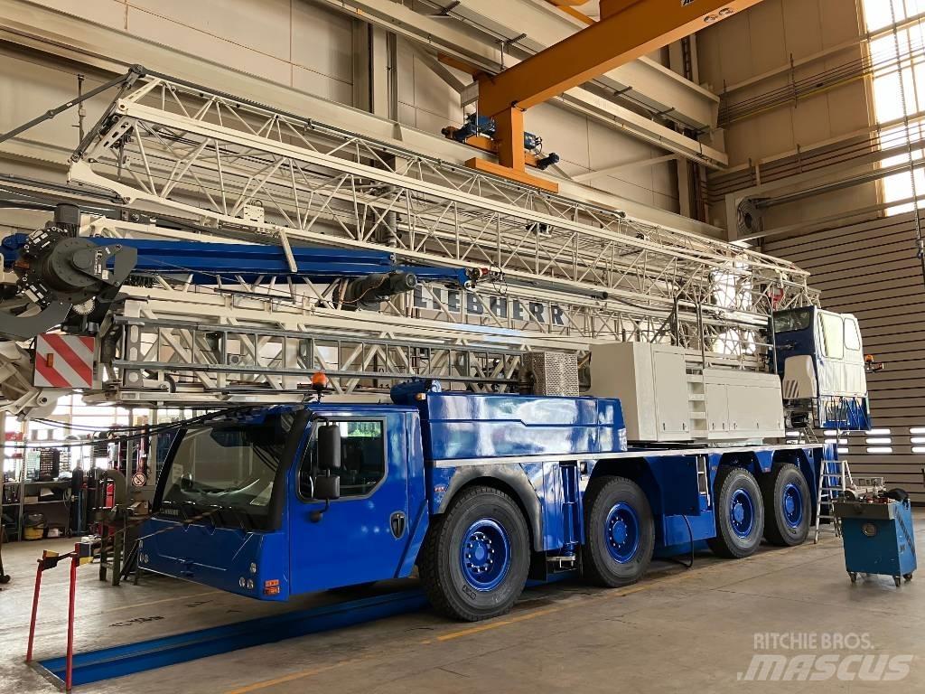Liebherr MK 88 Plus Macarale turn