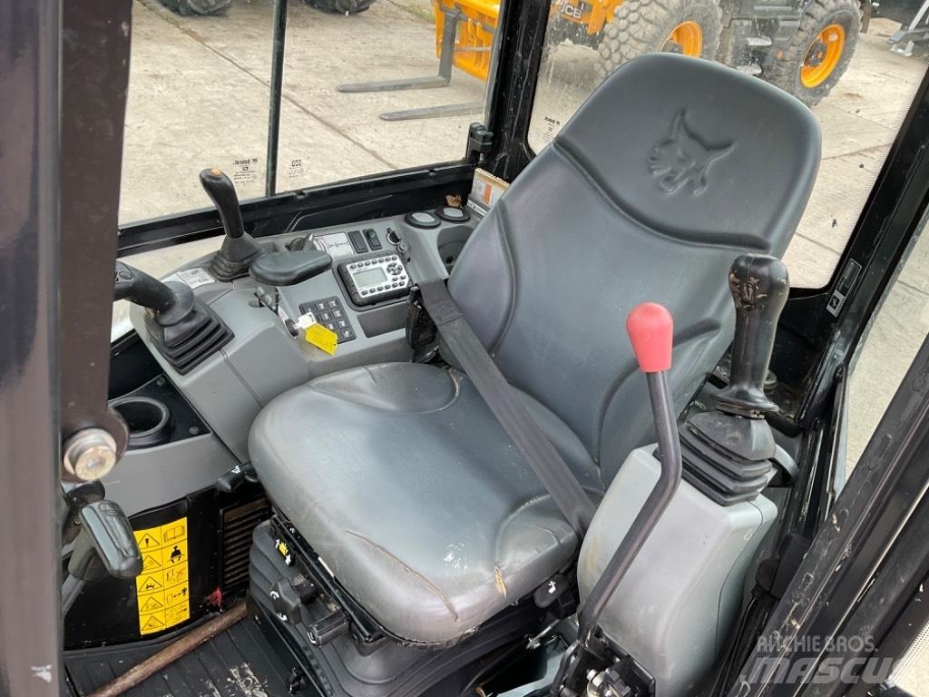 Bobcat E 27 Mini excavatoare < 7t
