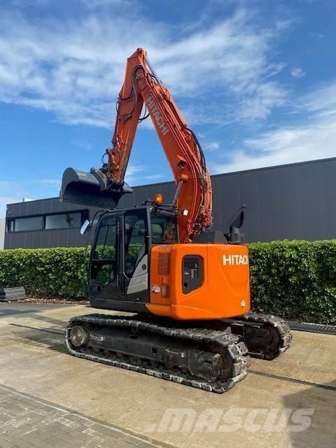 Hitachi ZX 135 US-6 Excavatoare pe șenile
