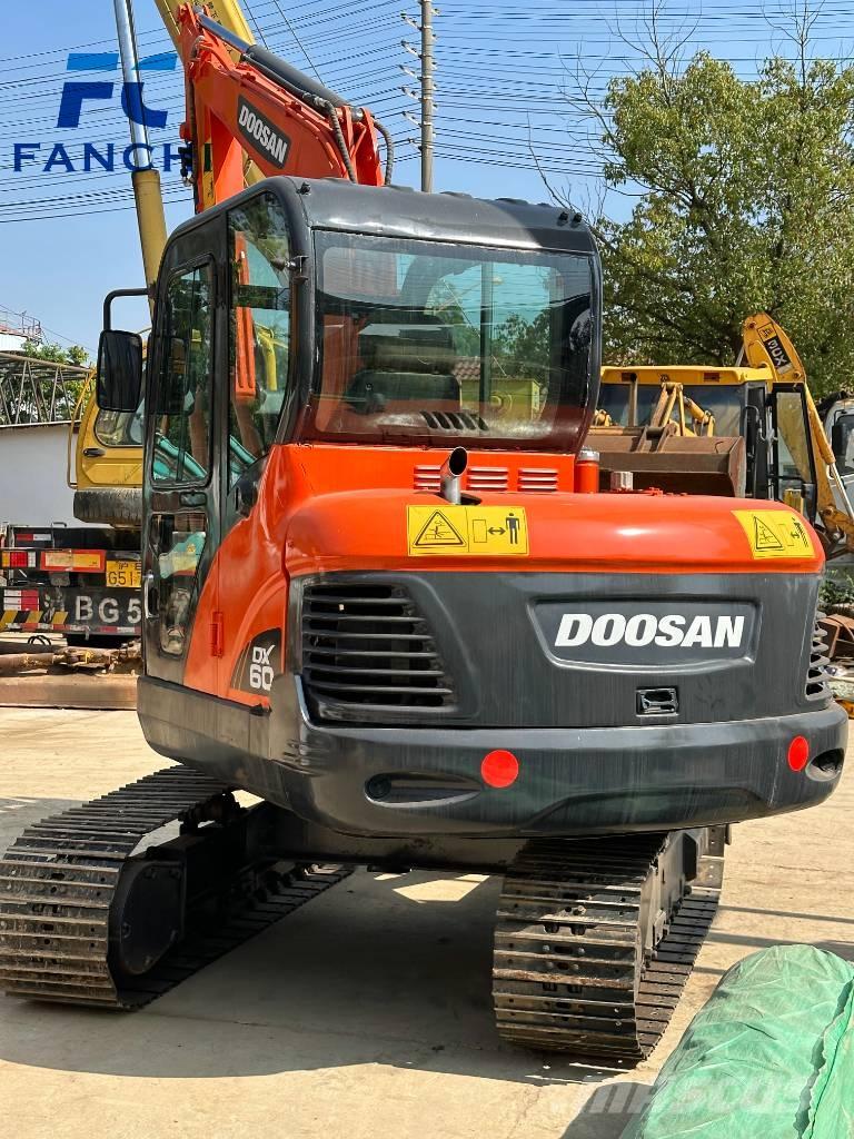 Doosan DX 60-9 C Excavatoare pe șenile
