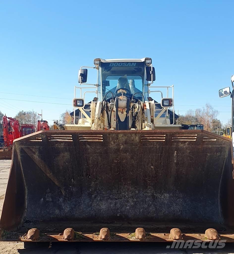 Doosan DL 550-5 Incarcator pe pneuri