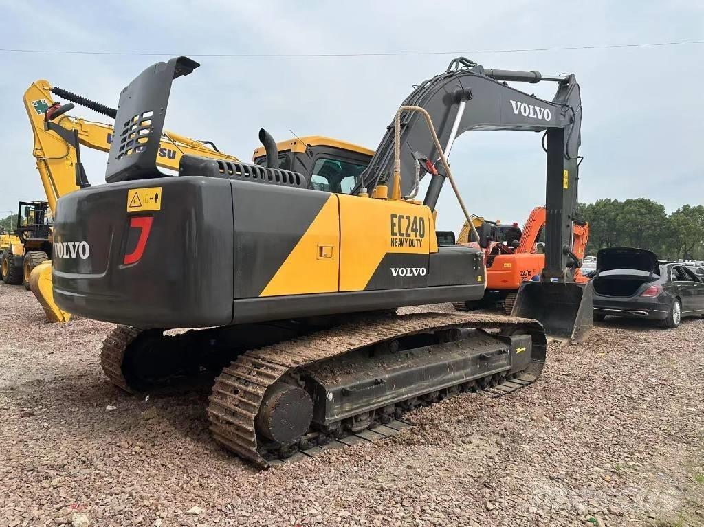 Volvo EC 240 Excavatoare pe șenile
