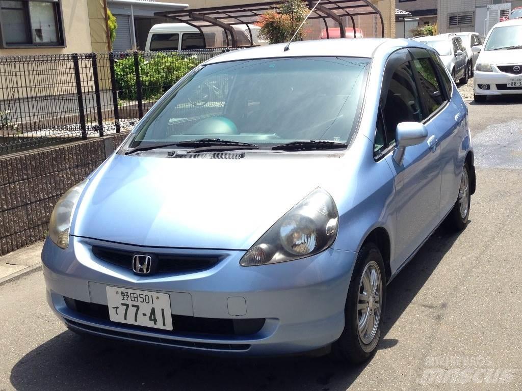 Honda LA-GD1 Masini