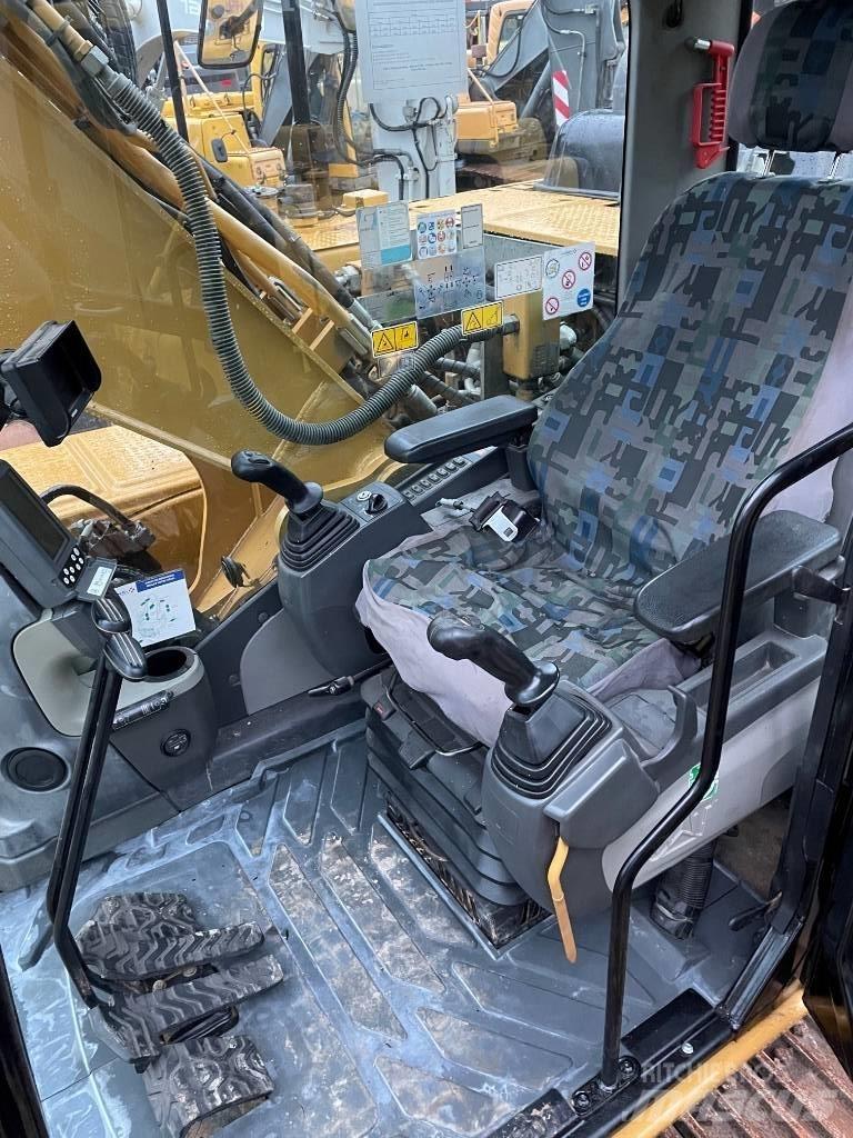 CAT 319D Excavatoare pe șenile
