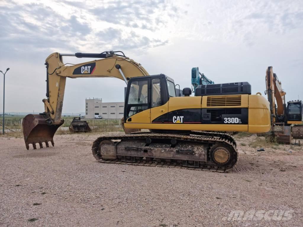 CAT 330 D L Excavatoare pe șenile
