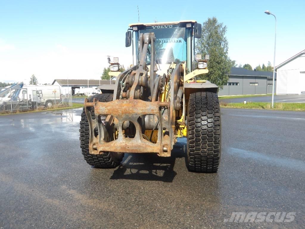 Volvo L 110 E Buldoexcavatoare
