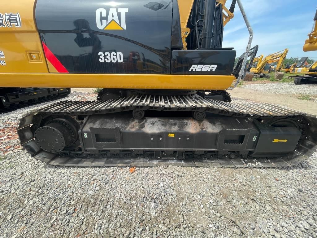 CAT 336D2 Excavatoare pe șenile
