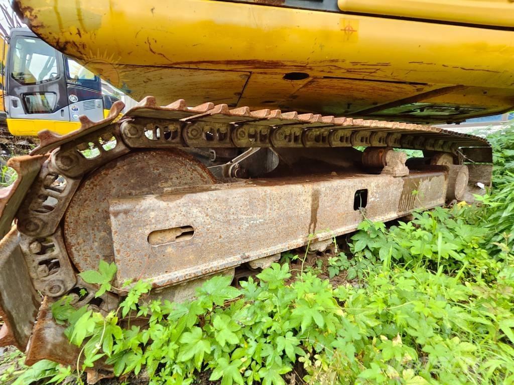 Komatsu PC 70-8 Excavatoare pe șenile
