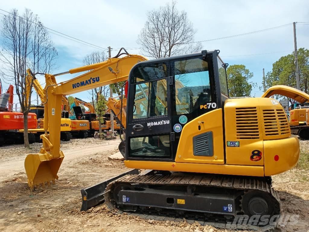 Komatsu PC 70 Excavatoare 7t - 12t
