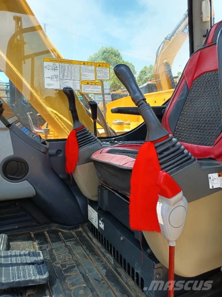 Komatsu PC 70 Excavatoare 7t - 12t