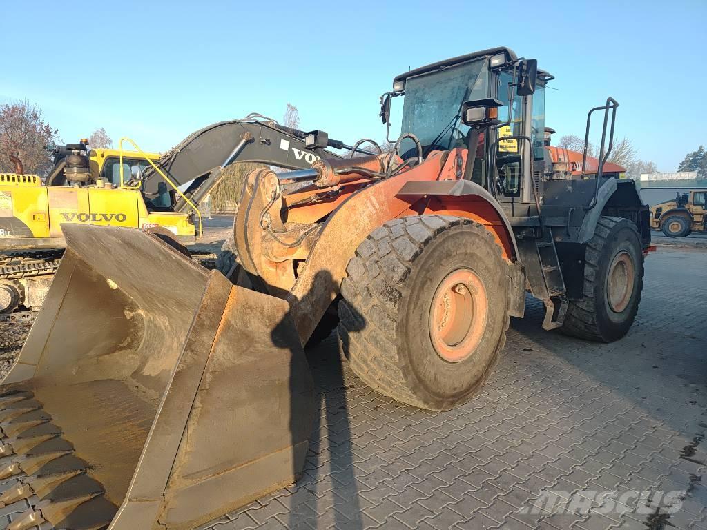 Hitachi ZW 310 Incarcator pe pneuri