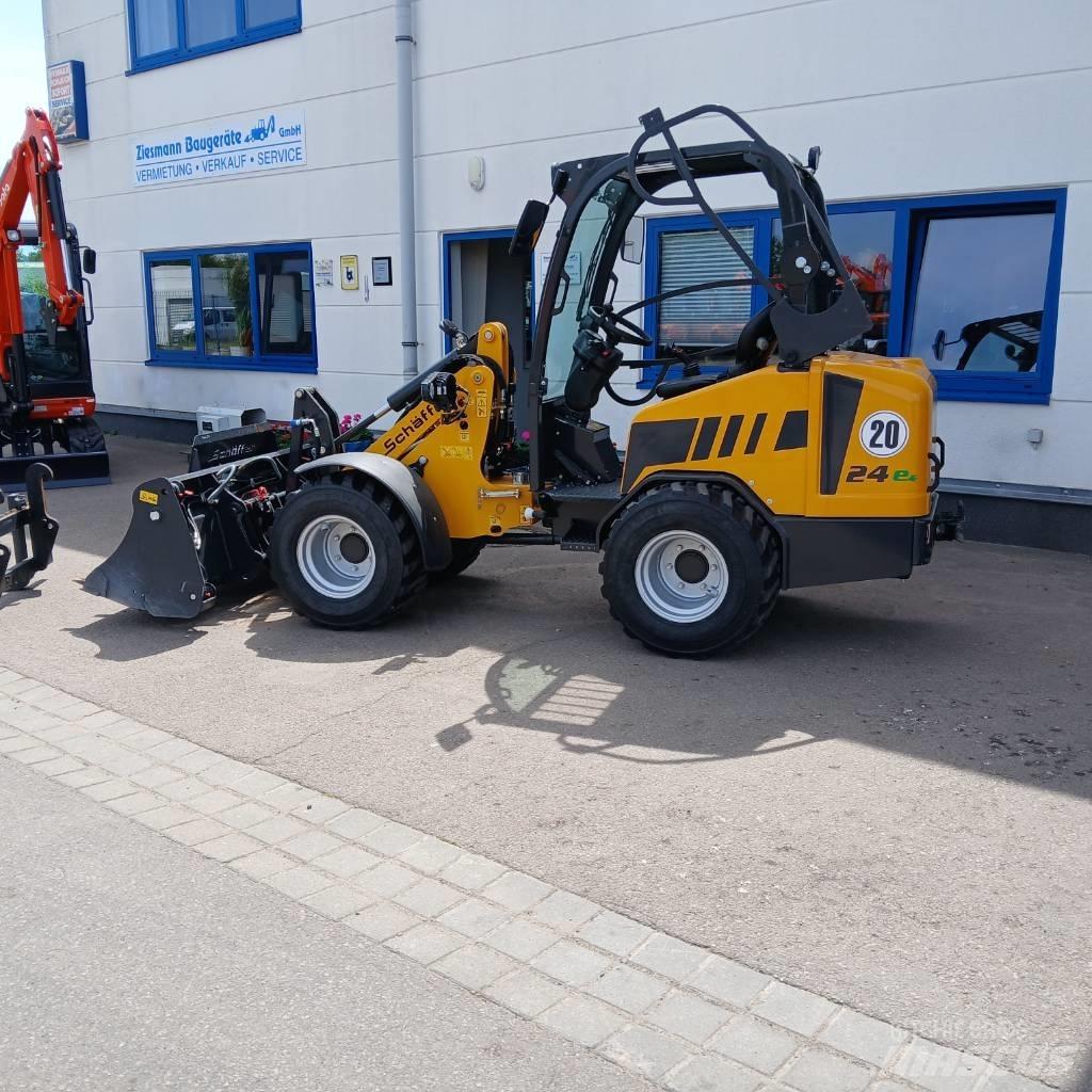 Schäffer Lader 24e Mini incarcator