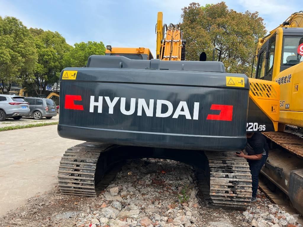 Hyundai 220LC-9S Excavatoare pe șenile
