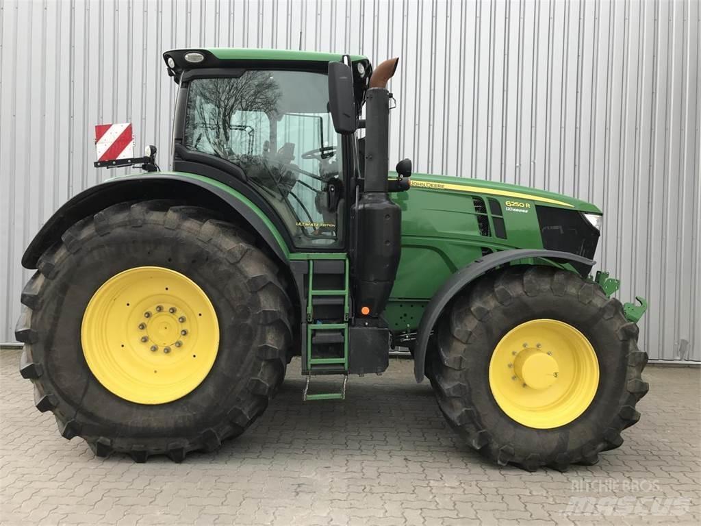 John Deere 6250R Tractoare