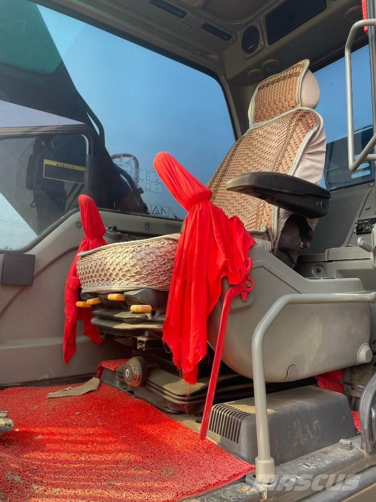 Volvo EC 210 Excavatoare pe șenile
