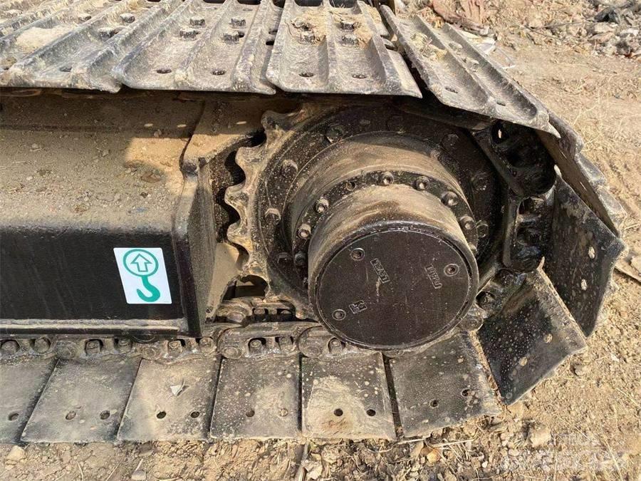 Hitachi EX75 Excavatoare pe șenile
