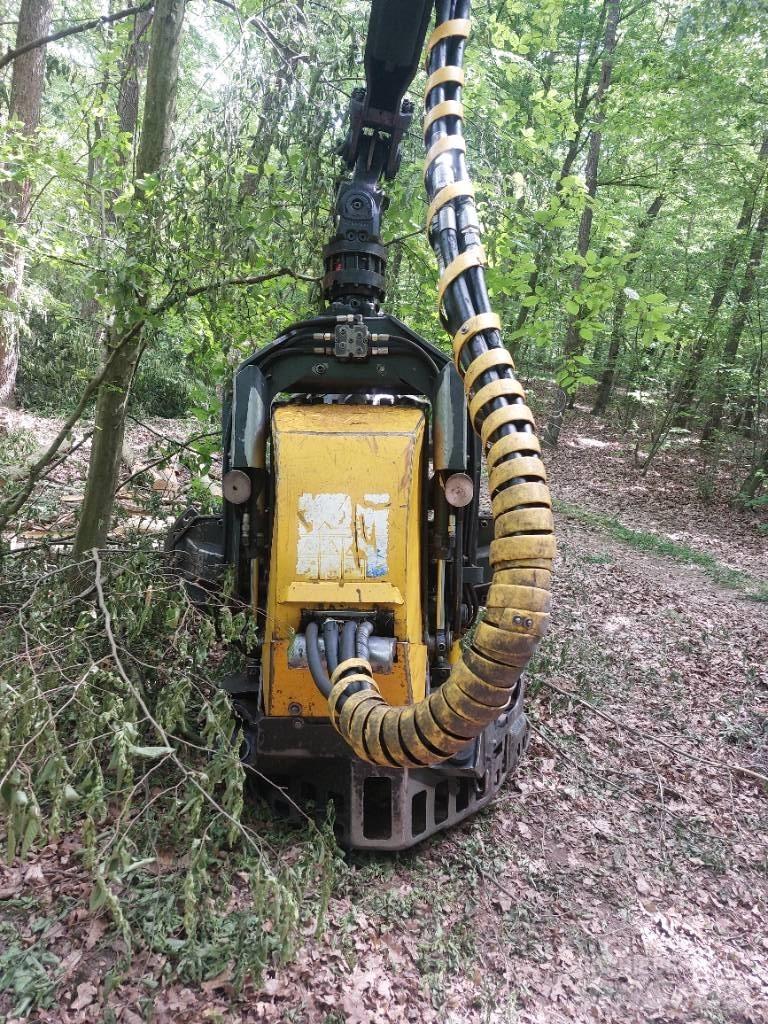 Ponsse Ergo 6W Combine forestiere