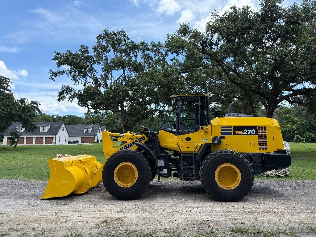 Komatsu WA 270-8 Incarcator pe pneuri