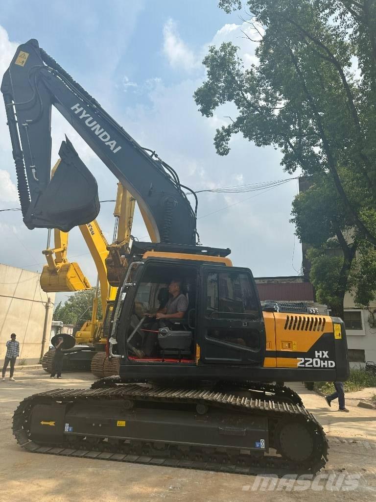 Hyundai HX220HD Excavatoare pe șenile
