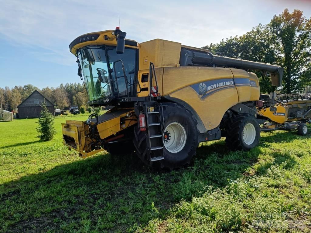 New Holland CX 8.90 Combine de secerat
