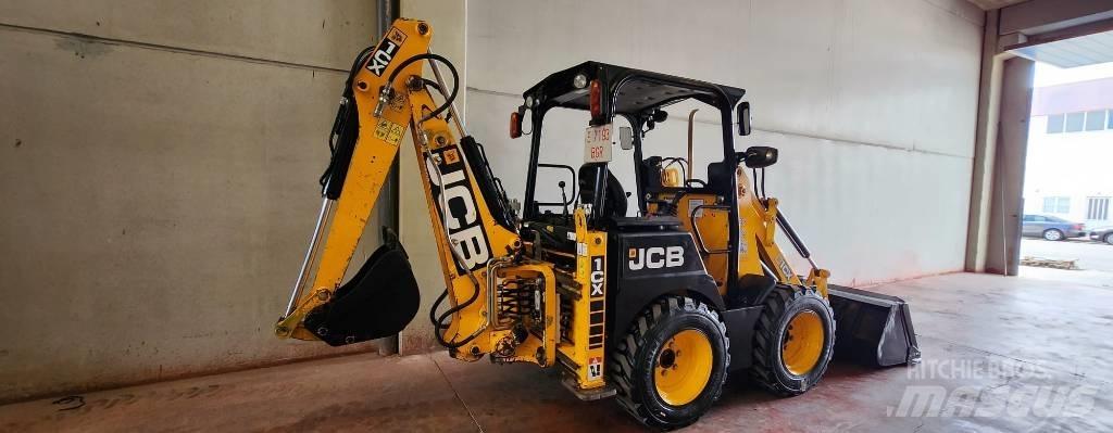 JCB 1 CX Buldoexcavatoare