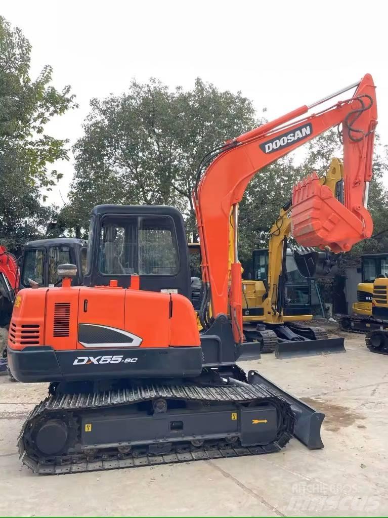 Doosan DX55-9C Excavatoare pe șenile
