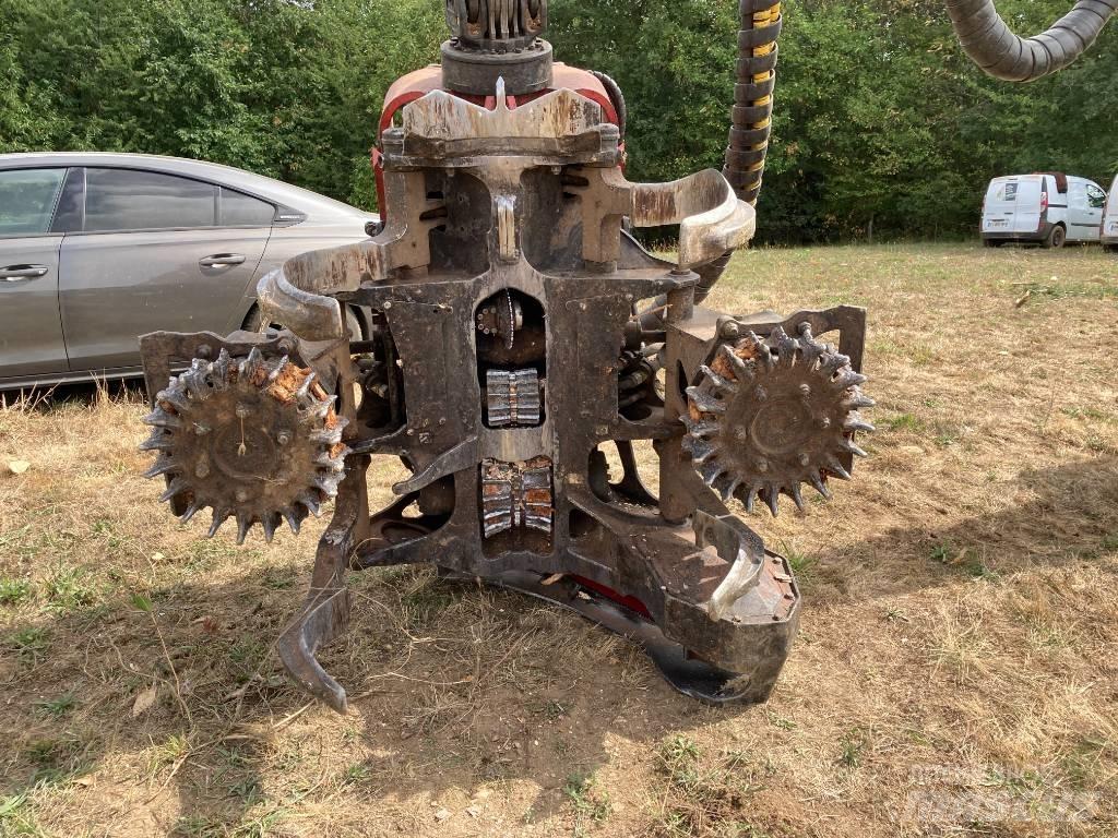 Komatsu 365.1 Capete pentru culegatoare