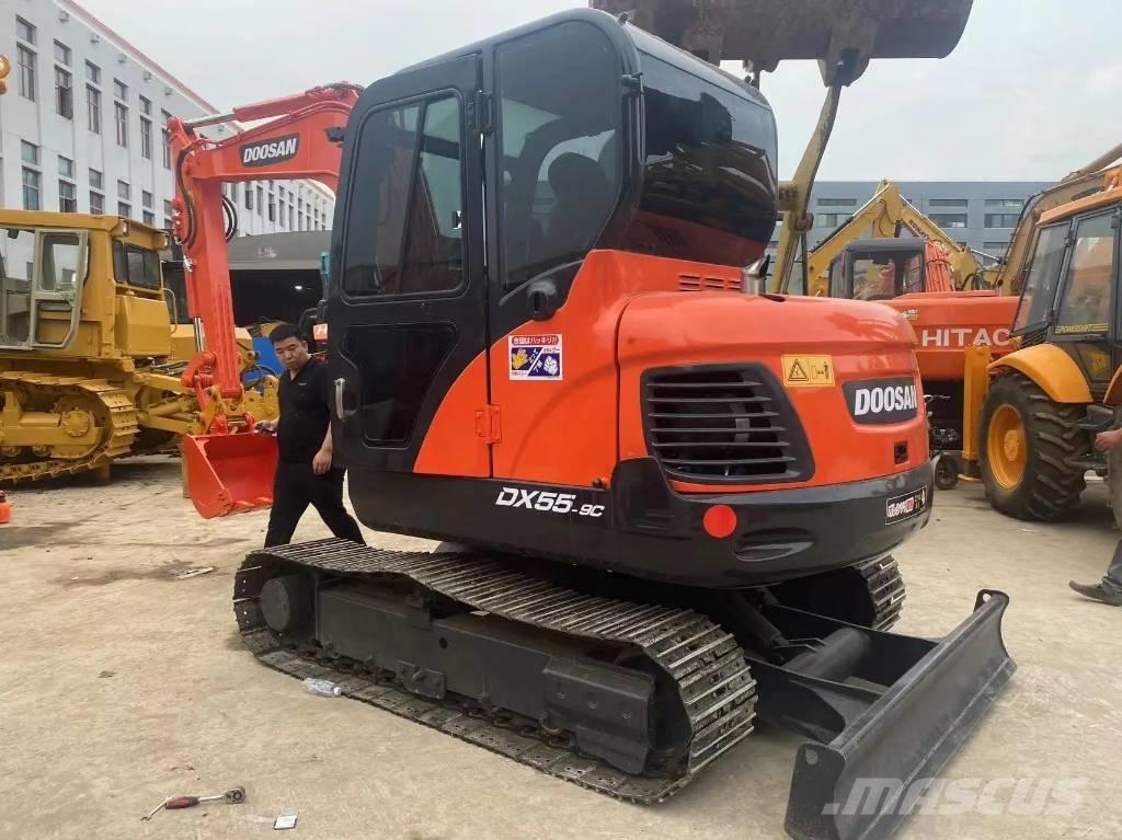 Doosan DX55-9C Mini excavatoare < 7t