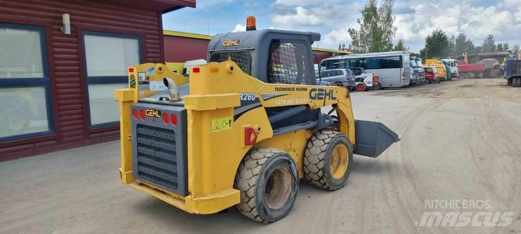 Gehl R 260 Mini incarcator