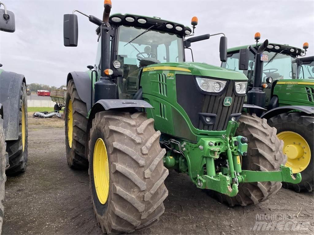 John Deere 6215R Tractoare