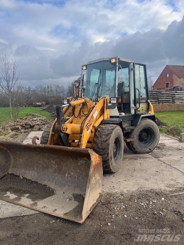 Liebherr 507 Incarcator pe pneuri