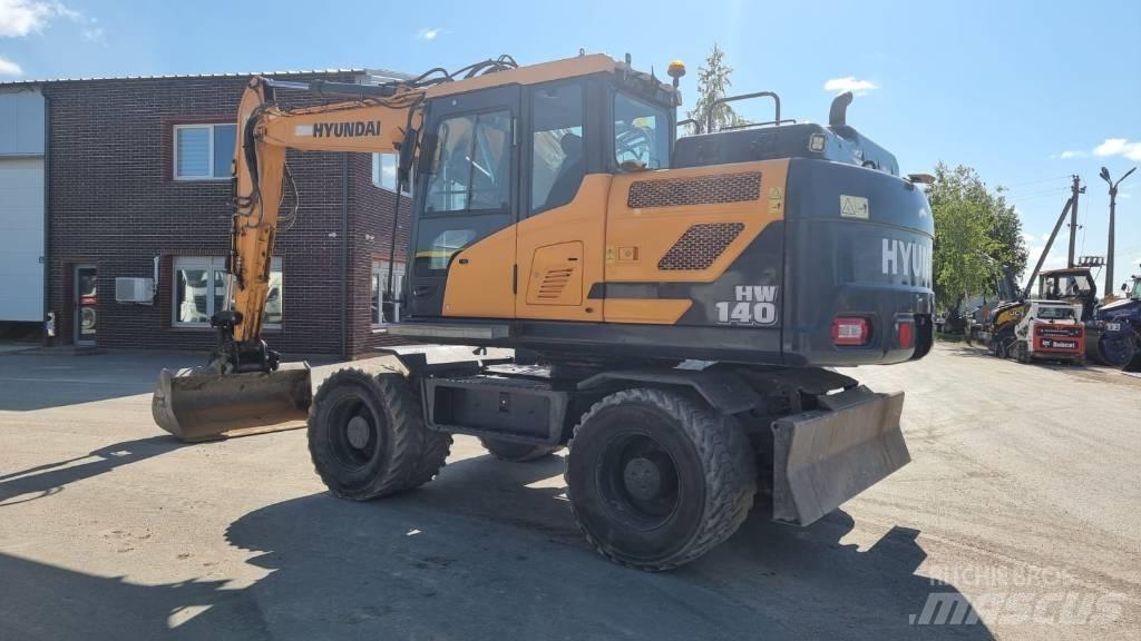 Hyundai HW 140 Excavatoare cu roti