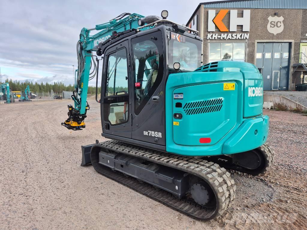 Kobelco SK75SR-7 Excavatoare 7t - 12t