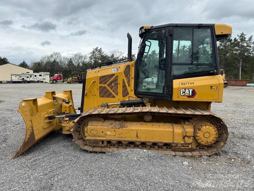 CAT D3 Buldozere pe senile