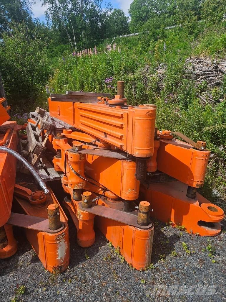 Hitachi ZX 350 LC-7 Brate si cilindri