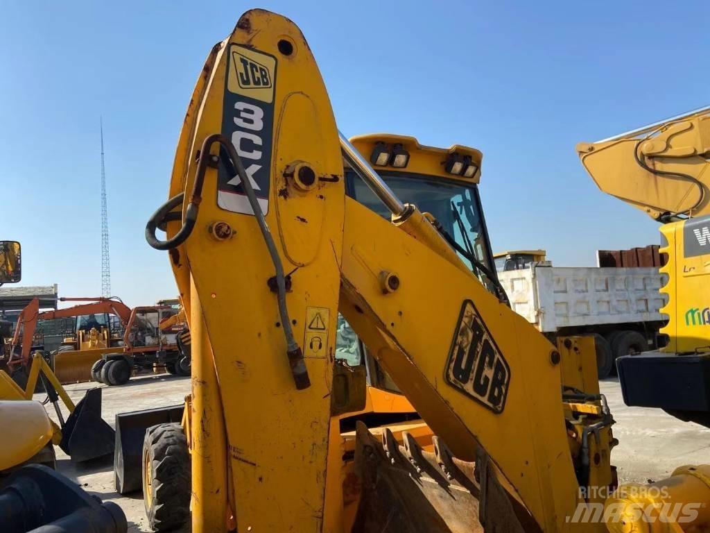 JCB 3 CX Buldoexcavatoare