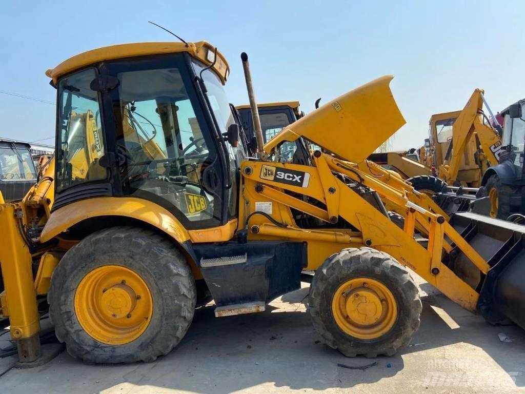 JCB 3 CX Buldoexcavatoare