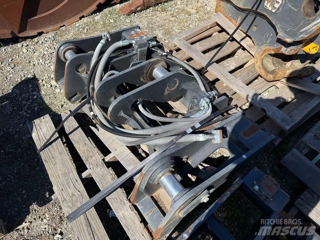 Komatsu WA320 QC Conectoare rapide