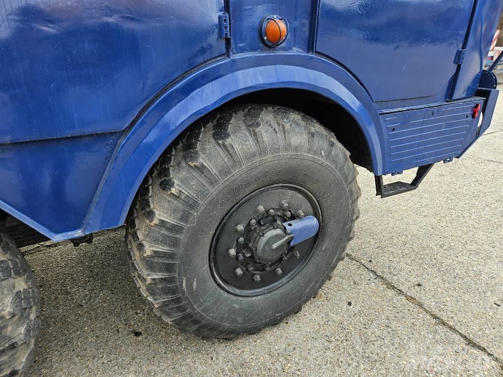 Tatra 813 8x8 KOLOS Camion cabina sasiu