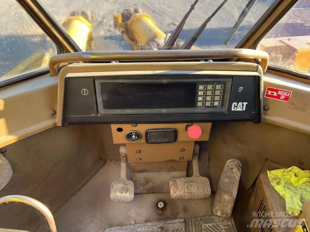 CAT 988 F Incarcator pe pneuri